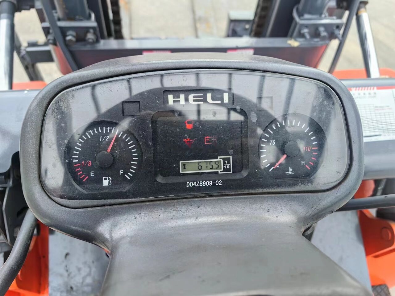Heli 3tons K30 - رافعة شوكية ديزل: صور 4 Heli 3tons K30 - رافعة شوكية ديزل: صور 4