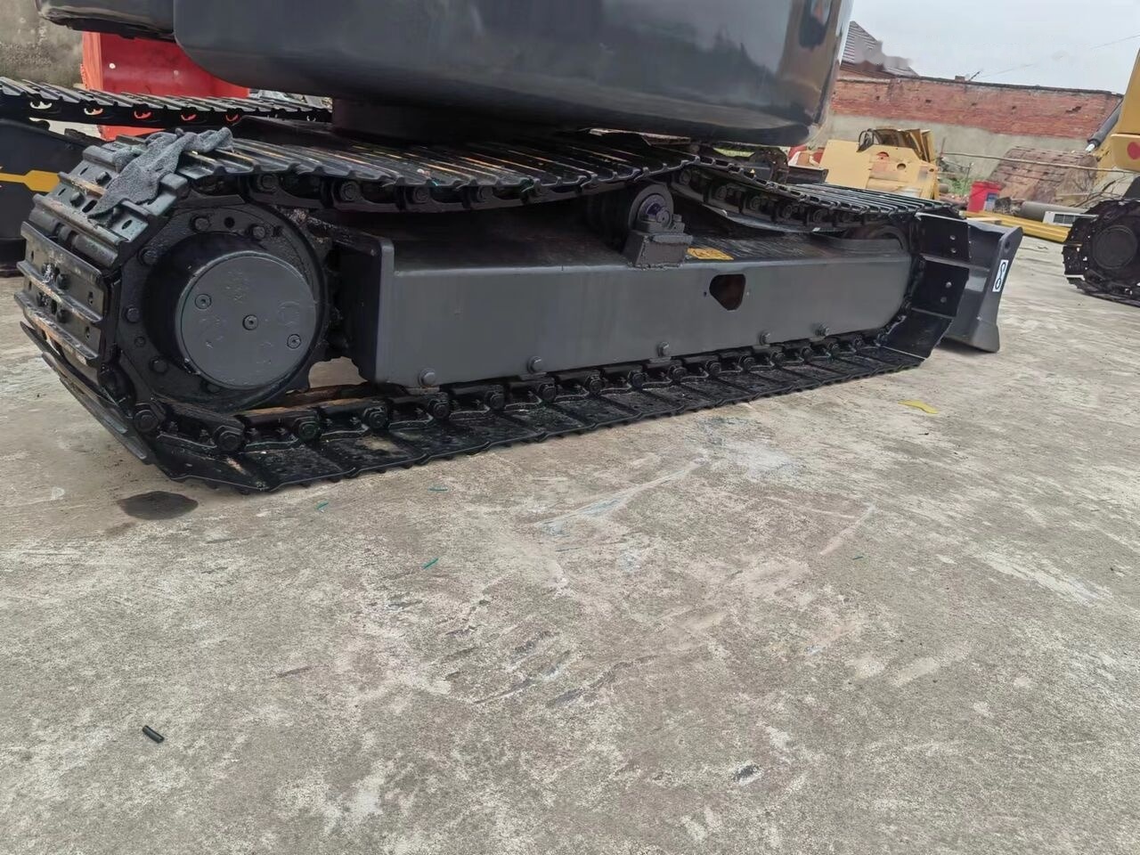 Hitachi ZX55 - حفارة مصغرة: صور 5 Hitachi ZX55 - حفارة مصغرة: صور 5