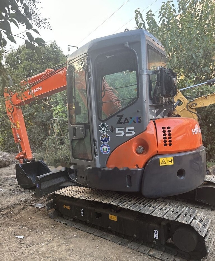 Hitachi ZX55 - حفارة مصغرة: صور 2 Hitachi ZX55 - حفارة مصغرة: صور 2