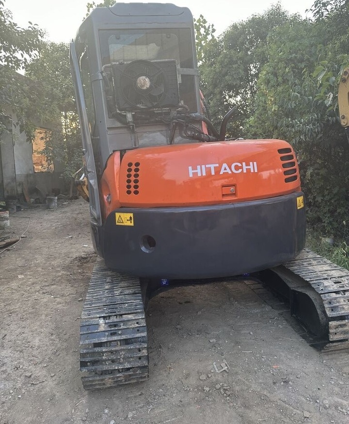 Hitachi ZX55 - حفارة مصغرة: صور 1 Hitachi ZX55 - حفارة مصغرة: صور 1