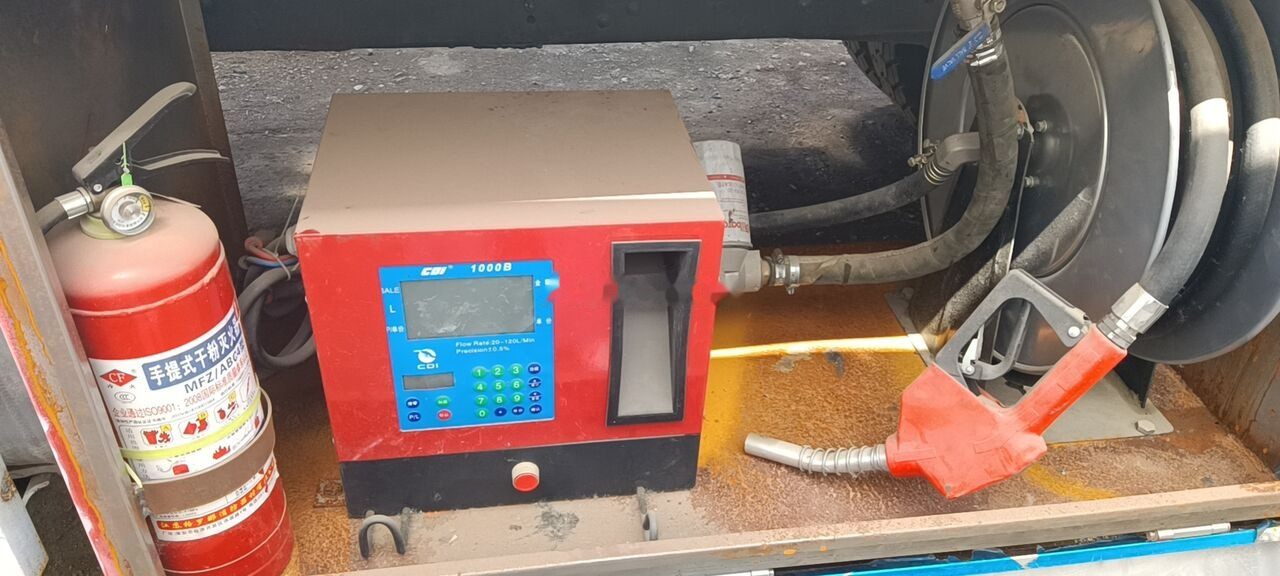 Howo 371 - شاحنة صهريج: صور 3 Howo 371 - شاحنة صهريج: صور 3