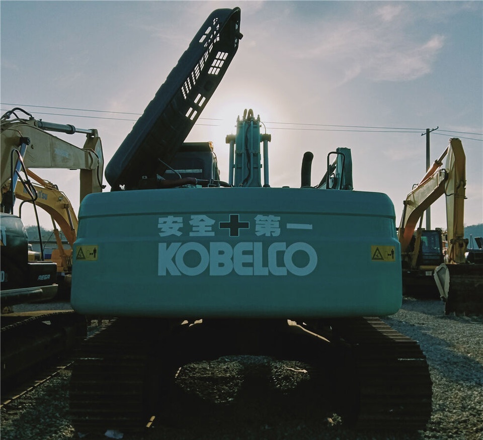Kobelco SK210 - حفارات زحافة: صور 4 Kobelco SK210 - حفارات زحافة: صور 4