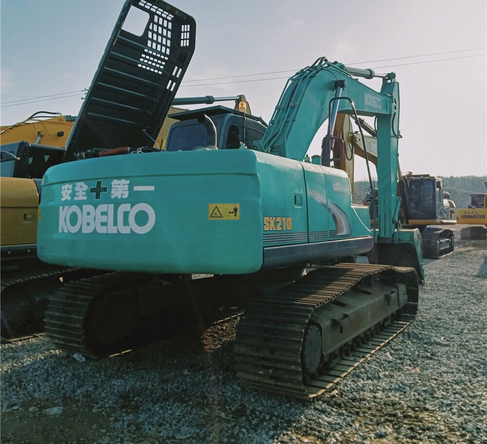 Kobelco SK210 - حفارات زحافة: صور 3 Kobelco SK210 - حفارات زحافة: صور 3
