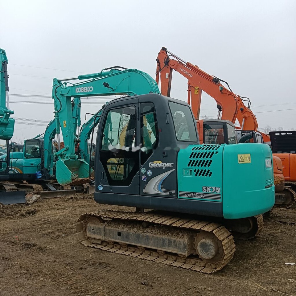 Kobelco SK75-8 - حفارات زحافة: صور 2 Kobelco SK75-8 - حفارات زحافة: صور 2