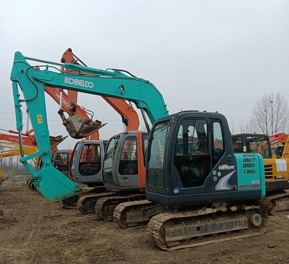 Kobelco SK75-8 - حفارات زحافة: صور 1 Kobelco SK75-8 - حفارات زحافة: صور 1