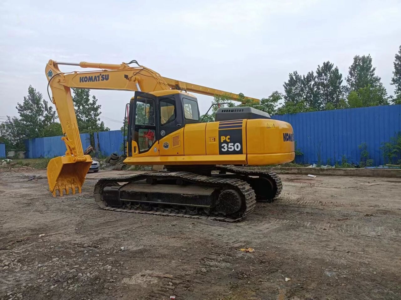 Komatsu PC350-7 - حفارات زحافة: صور 2 Komatsu PC350-7 - حفارات زحافة: صور 2