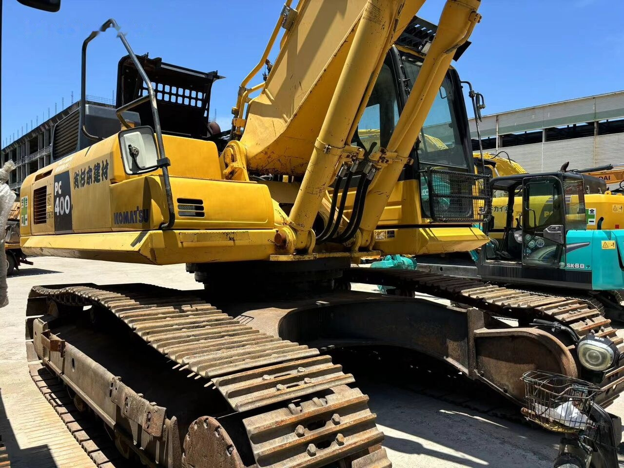 Komatsu PC400-8 - حفارات زحافة: صور 4 Komatsu PC400-8 - حفارات زحافة: صور 4