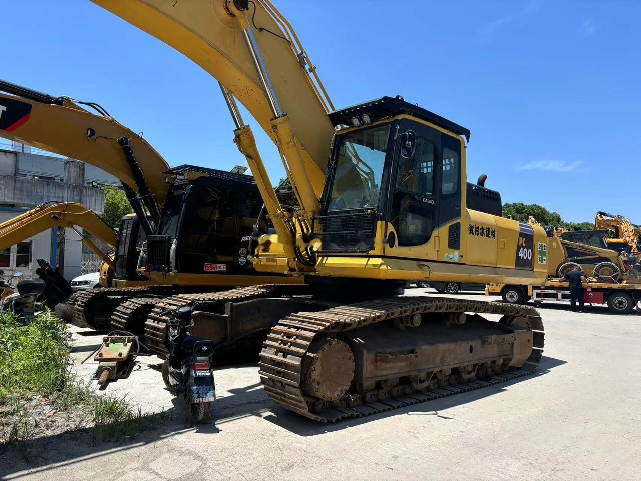 Komatsu PC400-8 - حفارات زحافة: صور 5 Komatsu PC400-8 - حفارات زحافة: صور 5