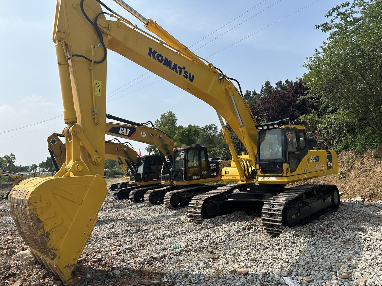 Komatsu PC450 - حفارات زحافة: صور 5 Komatsu PC450 - حفارات زحافة: صور 5