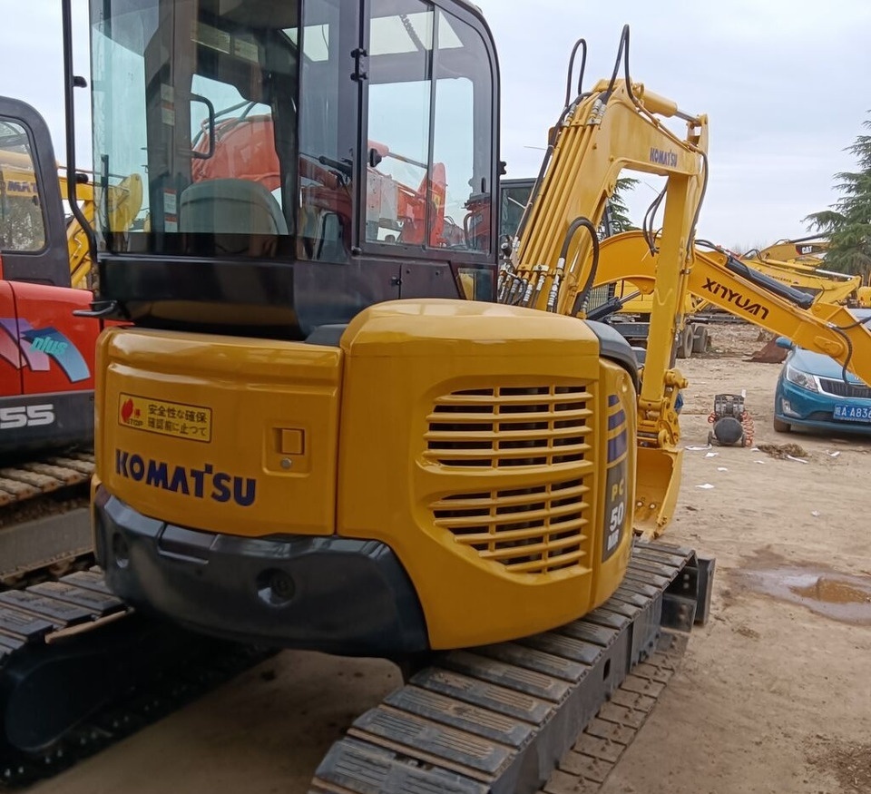 Komatsu PC50MR - حفارة مصغرة: صور 4 Komatsu PC50MR - حفارة مصغرة: صور 4