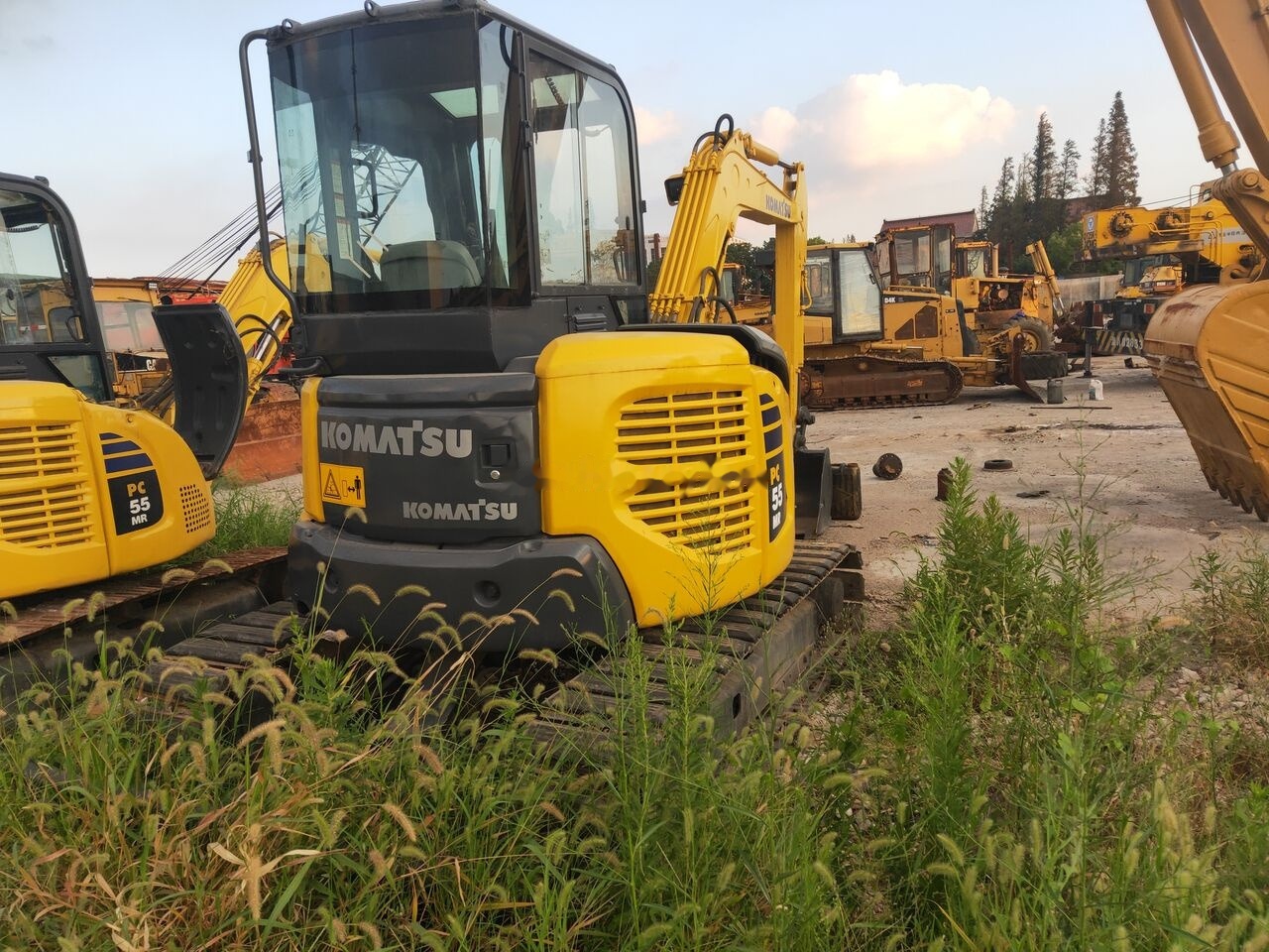 Komatsu PC55 - حفارة مصغرة: صور 1 Komatsu PC55 - حفارة مصغرة: صور 1