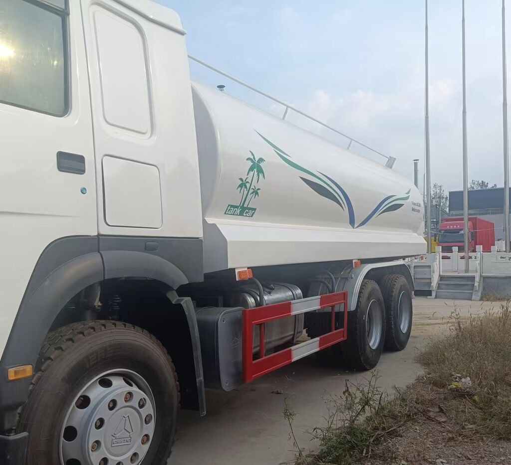 Sinotruk Howo 371 - سيارة بلدية: صور 5 Sinotruk Howo 371 - سيارة بلدية: صور 5