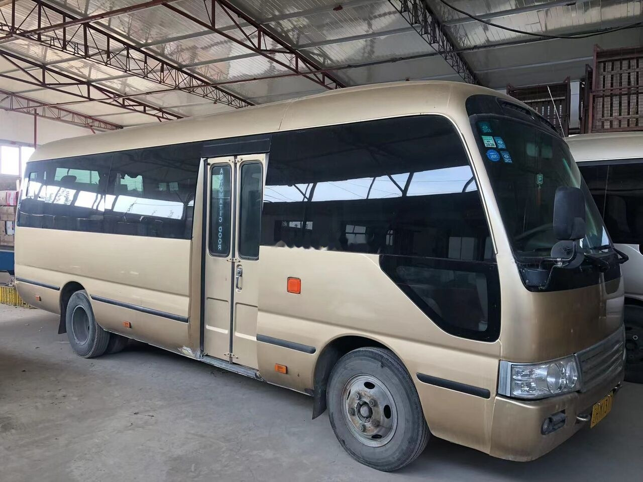 Toyota Coaster - النقل الحضري: صور 2 Toyota Coaster - النقل الحضري: صور 2