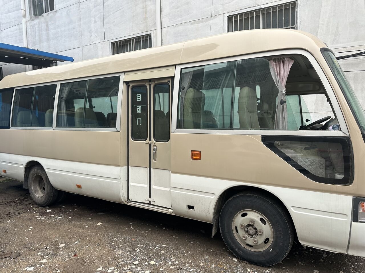 Toyota diesel Coaster - النقل الحضري: صور 5 Toyota diesel Coaster - النقل الحضري: صور 5