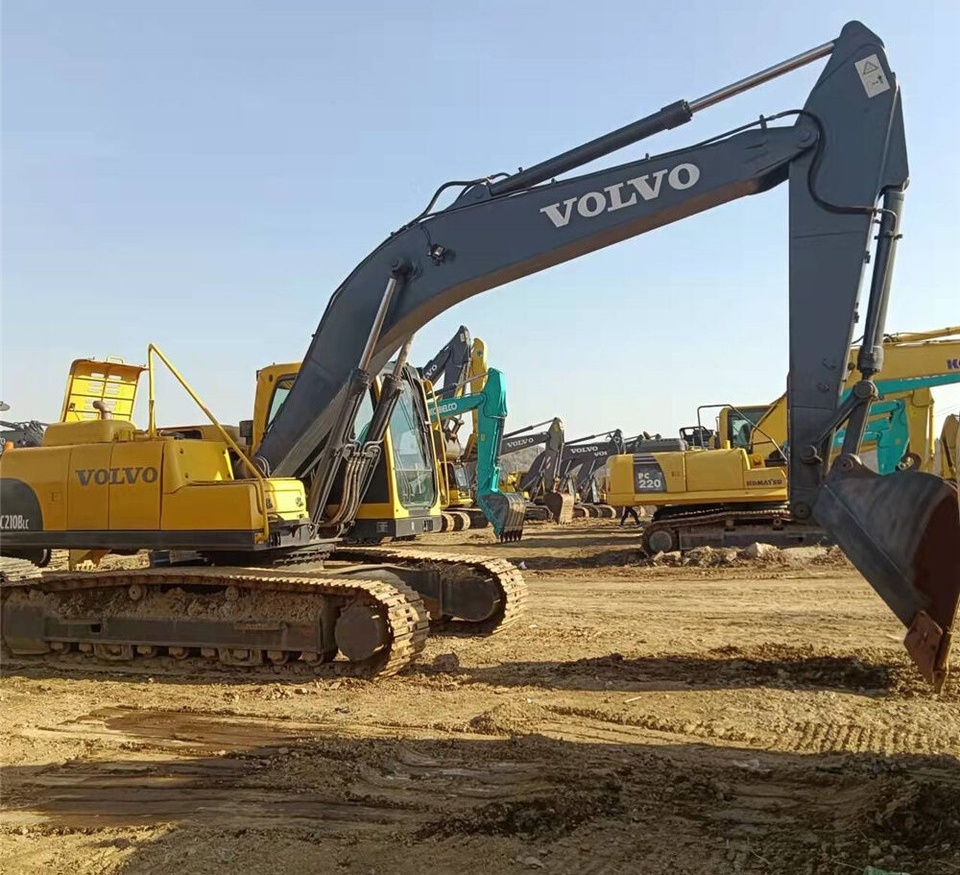 Volvo EC210B - حفارات زحافة: صور 4 Volvo EC210B - حفارات زحافة: صور 4