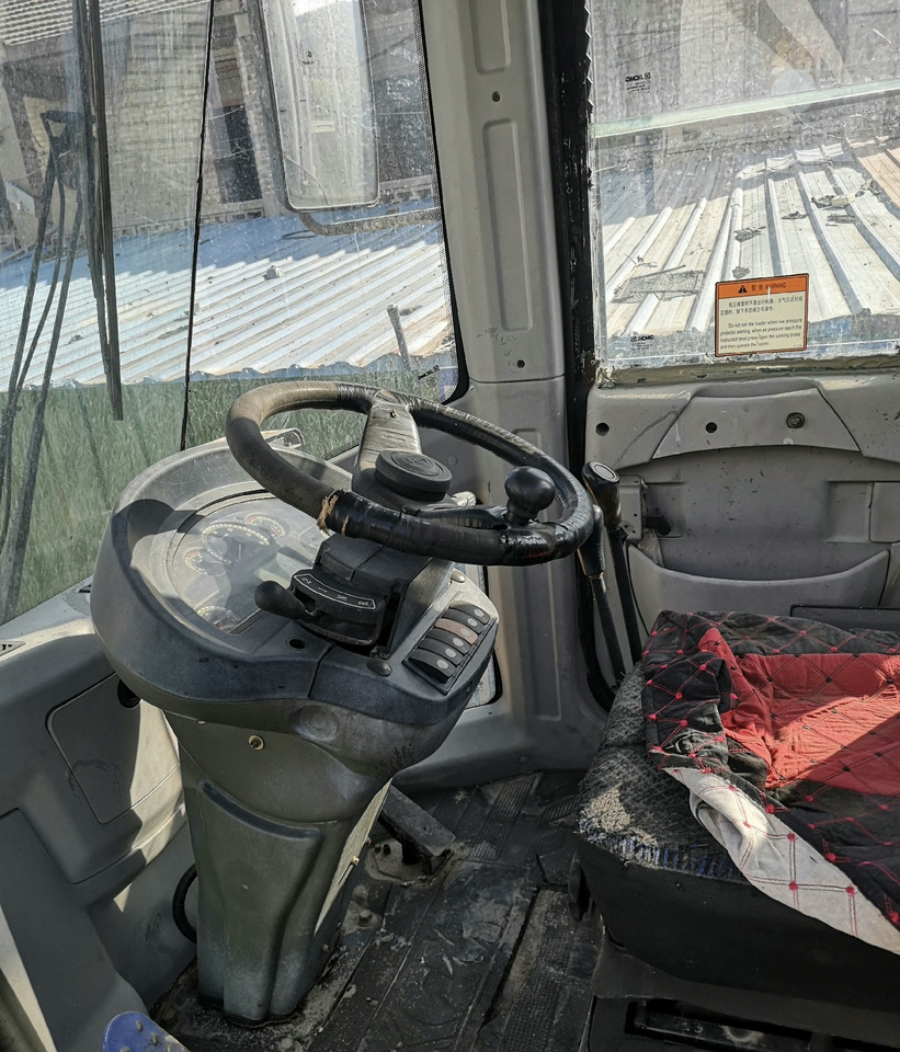 XCMG LW500KN - اللودر بعجل: صور 3 XCMG LW500KN - اللودر بعجل: صور 3