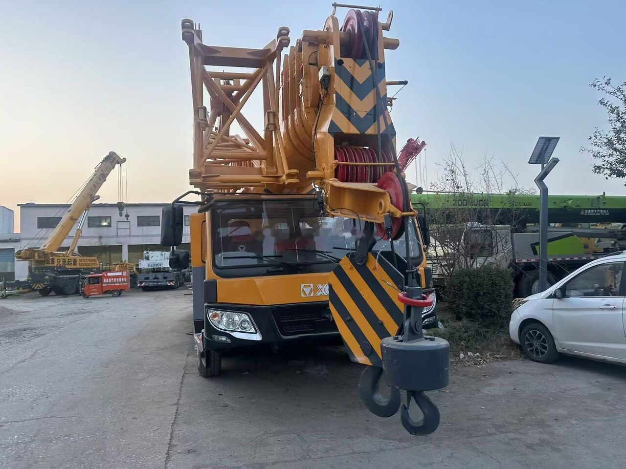 XCMG XCT100 - موبايل كرين: صور 4 XCMG XCT100 - موبايل كرين: صور 4