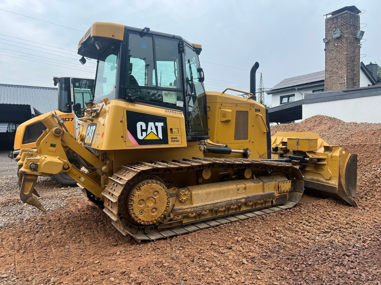 CAT D 6K XL mit Aufreisser u. Trimble - بلدوزر: صور 2 CAT D 6K XL mit Aufreisser u. Trimble - بلدوزر: صور 2