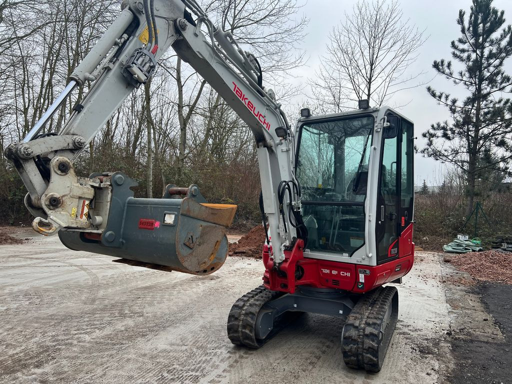 Takeuchi TB 230 V 4 Vollaustattung Takeuchi TB 230 V 4 Vollaustattung 2x - حفارة مصغرة: صور 1 Takeuchi TB 230 V 4 Vollaustattung Takeuchi TB 230 V 4 Vollaustattung 2x - حفارة مصغرة: صور 1