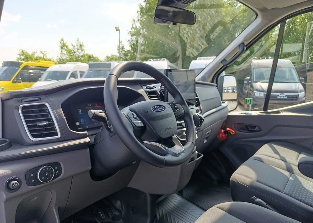 صغيرة, ميكروباص جديد Ford Transit: صور 14