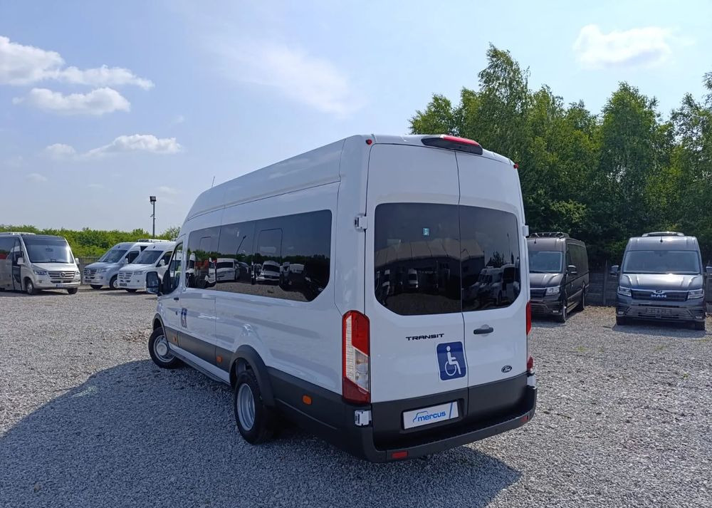 صغيرة, ميكروباص جديد Ford Transit: صور 8