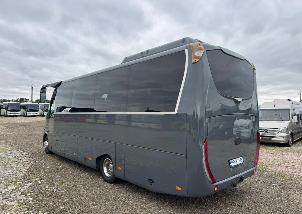 Iveco Daily - صغيرة, ميكروباص: صور 4 Iveco Daily - صغيرة, ميكروباص: صور 4