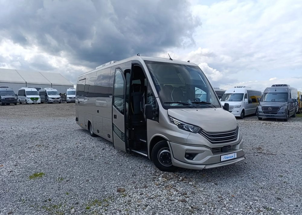 Iveco Mercus Daily 70C21 - صغيرة, ميكروباص: صور 1 Iveco Mercus Daily 70C21 - صغيرة, ميكروباص: صور 1
