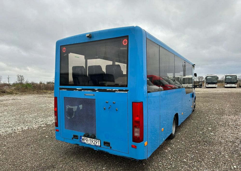 Mercedes-Benz Sprinter 516 - النقل الحضري: صور 4 Mercedes-Benz Sprinter 516 - النقل الحضري: صور 4