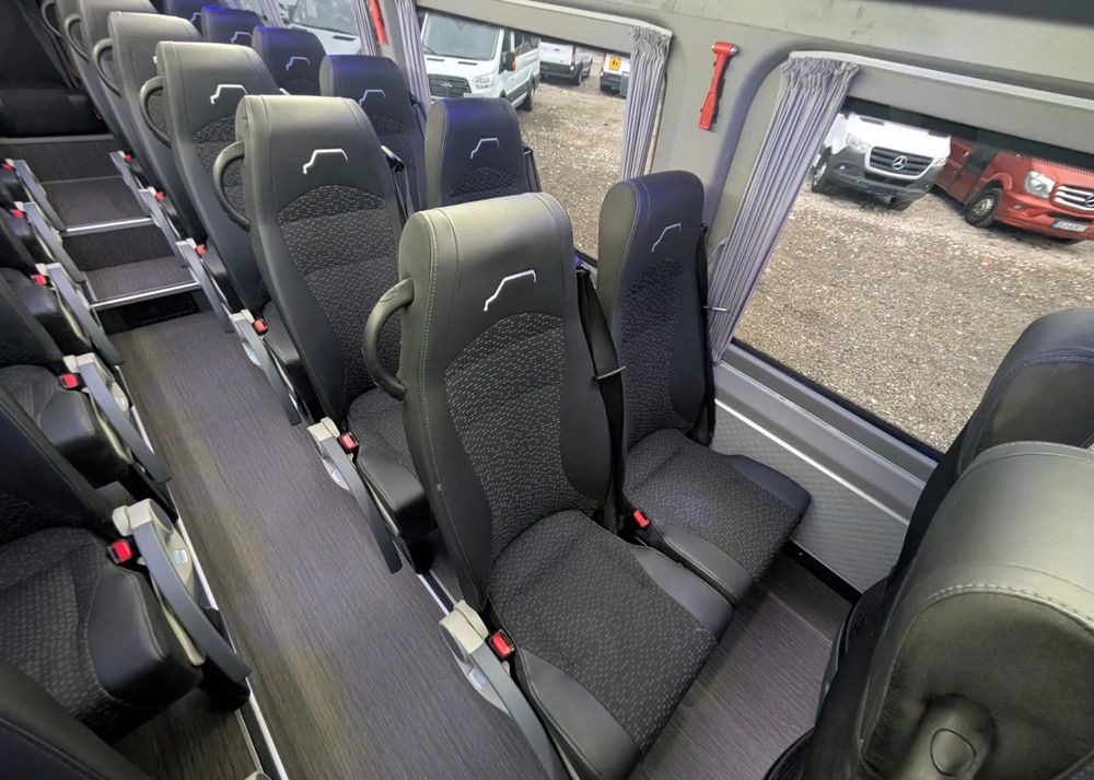 تأجير  Mercedes-Benz Sprinter 517 Mercedes-Benz Sprinter 517: صور 16