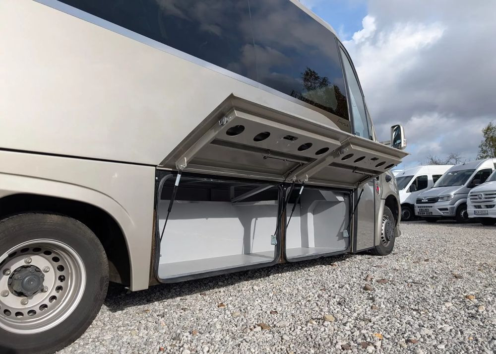 Mercedes-Benz Sprinter 519 - صغيرة, ميكروباص: صور 4 Mercedes-Benz Sprinter 519 - صغيرة, ميكروباص: صور 4