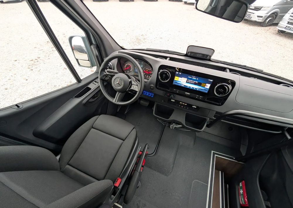 تأجير Mercedes-Benz Sprinter 519 Mercedes-Benz Sprinter 519: صور 15 تأجير Mercedes-Benz Sprinter 519 Mercedes-Benz Sprinter 519: صور 15