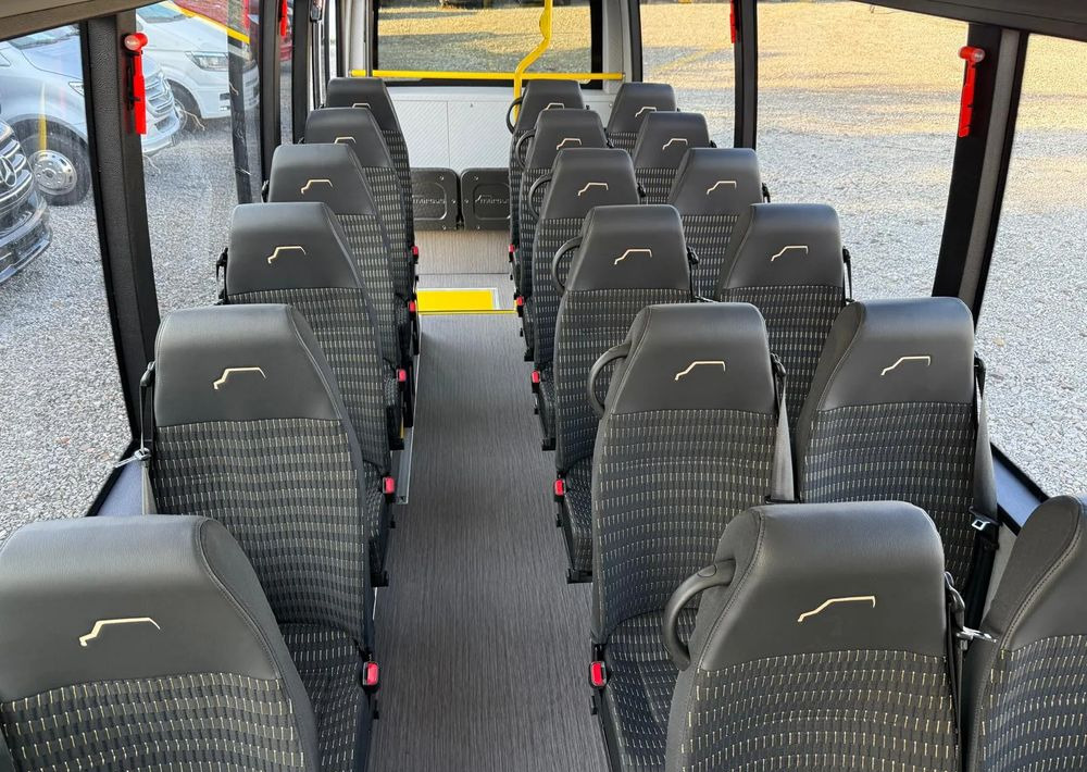 النقل الحضري جديد Mercedes-Benz Sprinter 519: صور 18 النقل الحضري جديد Mercedes-Benz Sprinter 519: صور 18