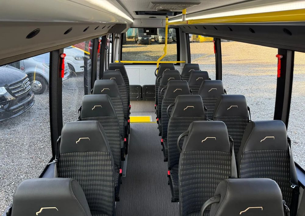 النقل الحضري جديد Mercedes-Benz Sprinter 519: صور 16 النقل الحضري جديد Mercedes-Benz Sprinter 519: صور 16