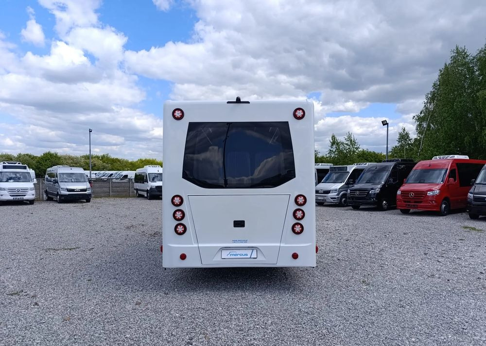 تأجير  Mercedes-Benz Sprinter 519 Mercedes-Benz Sprinter 519: صور 8