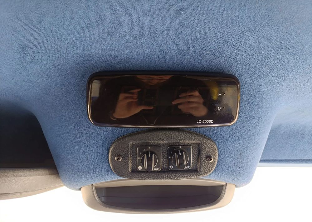 تأجير  Mercedes-Benz Sprinter 519 Mercedes-Benz Sprinter 519: صور 18