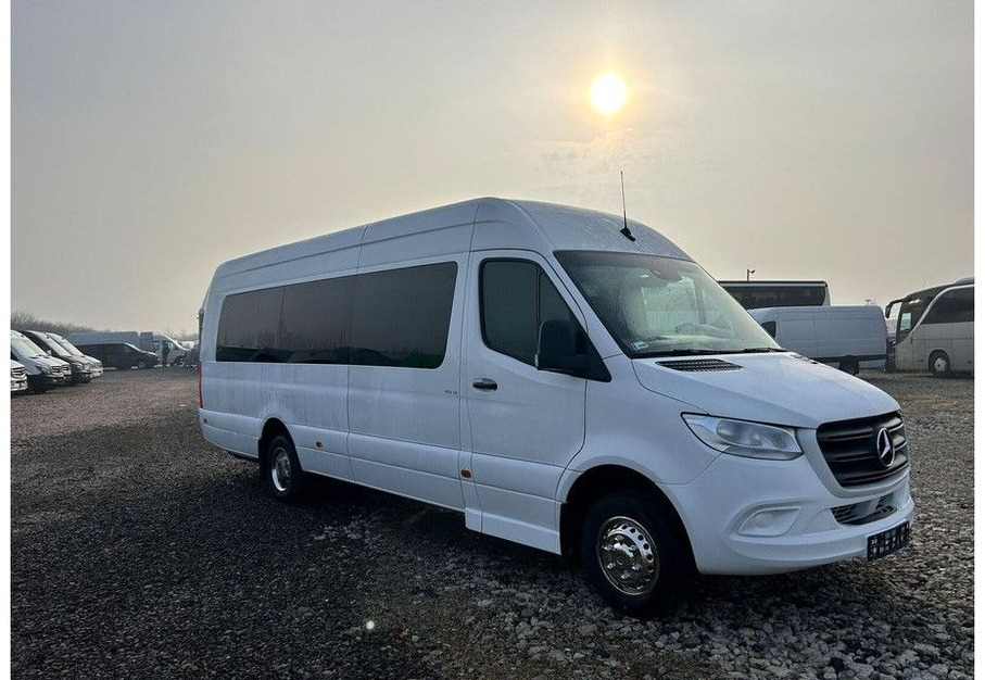 Mercedes-Benz V6 , 24 + 4 osobowy , Turystyczny - صغيرة, ميكروباص: صور 2 Mercedes-Benz V6 , 24 + 4 osobowy , Turystyczny - صغيرة, ميكروباص: صور 2