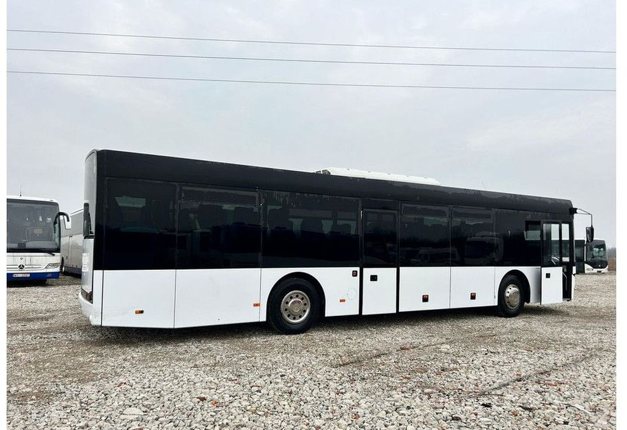 Solaris InterUrbino - باص النقل بين المدن: صور 5 Solaris InterUrbino - باص النقل بين المدن: صور 5
