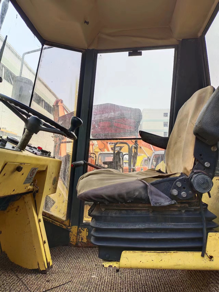 BOMAG BW 217D - مدماج: صور 4 BOMAG BW 217D - مدماج: صور 4