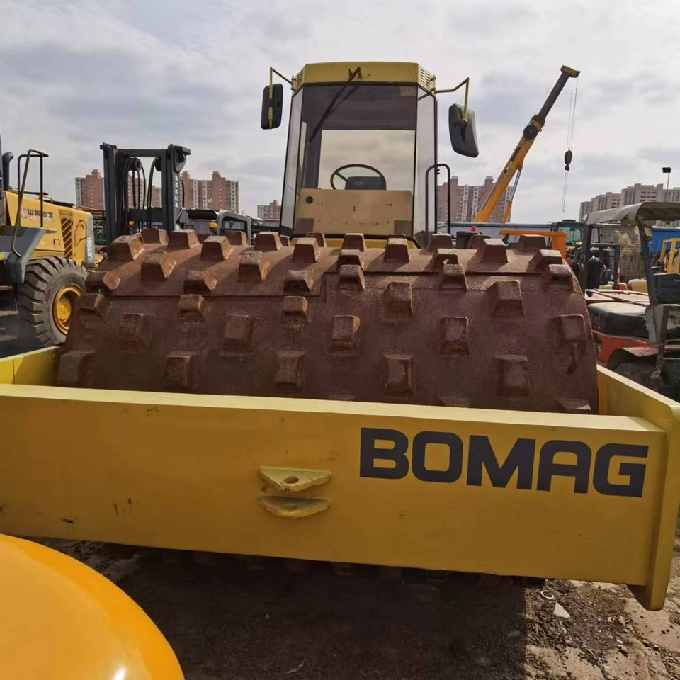 BOMAG BW217D-2 - مدماج: صور 3 BOMAG BW217D-2 - مدماج: صور 3