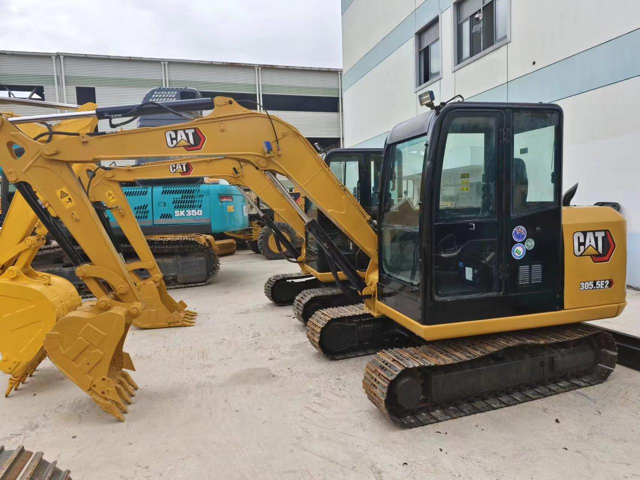 CATERPILLAR 305.5e2 - حفارات زحافة: صور 2 CATERPILLAR 305.5e2 - حفارات زحافة: صور 2
