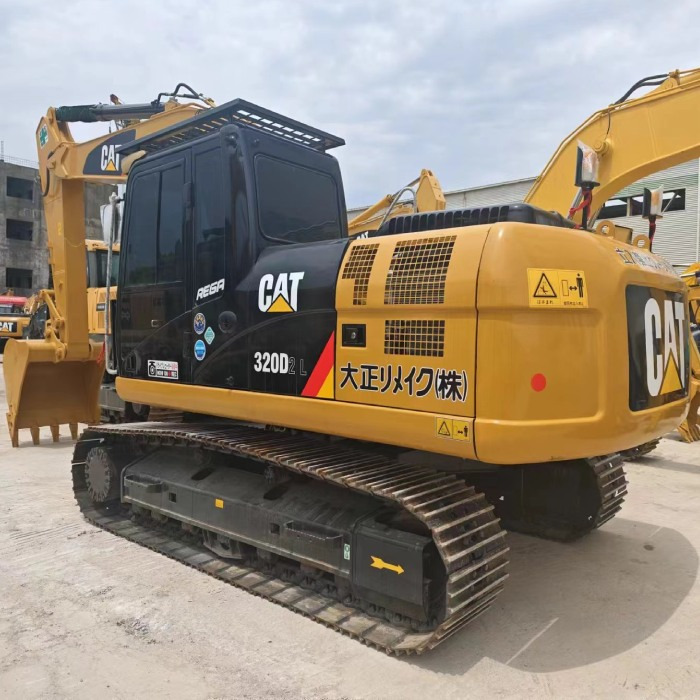 CATERPILLAR 320DL - حفارات زحافة: صور 1 CATERPILLAR 320DL - حفارات زحافة: صور 1