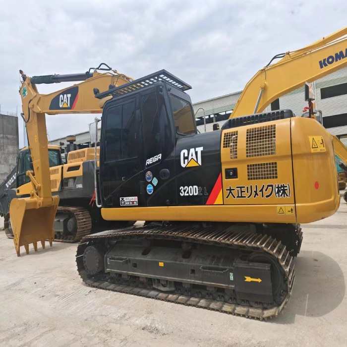 CATERPILLAR 320DL - حفارات زحافة: صور 5 CATERPILLAR 320DL - حفارات زحافة: صور 5