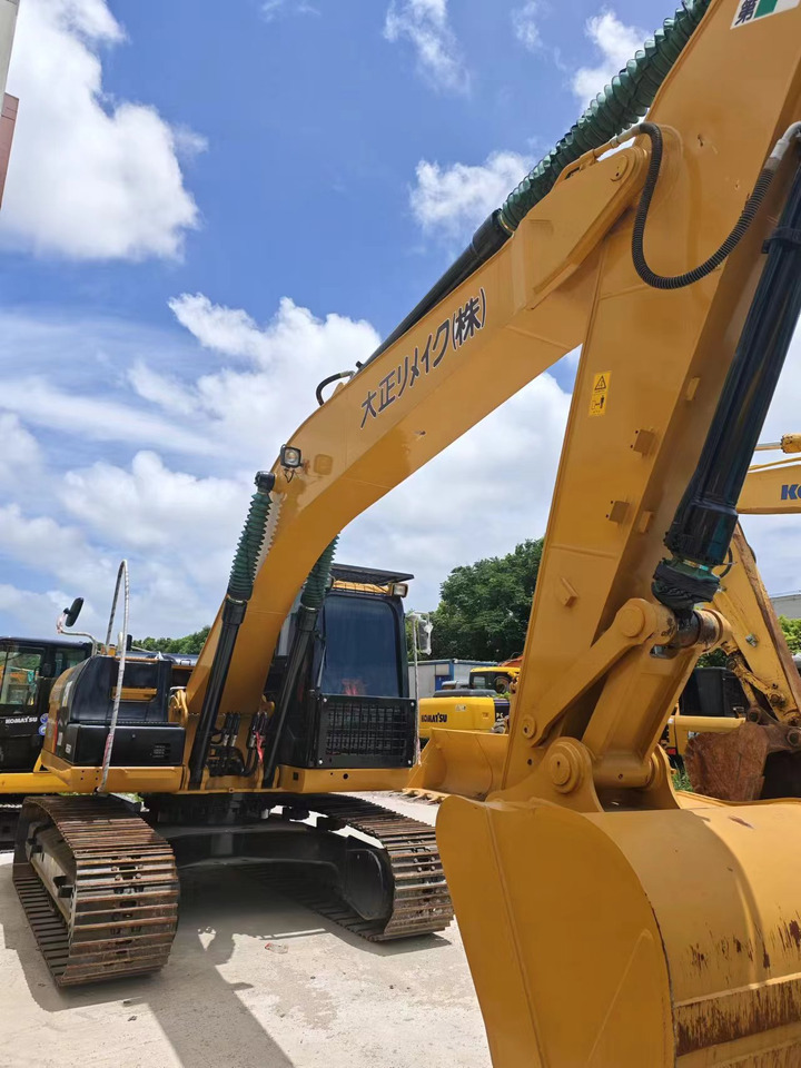 CATERPILLAR 320D - حفارات زحافة: صور 3 CATERPILLAR 320D - حفارات زحافة: صور 3