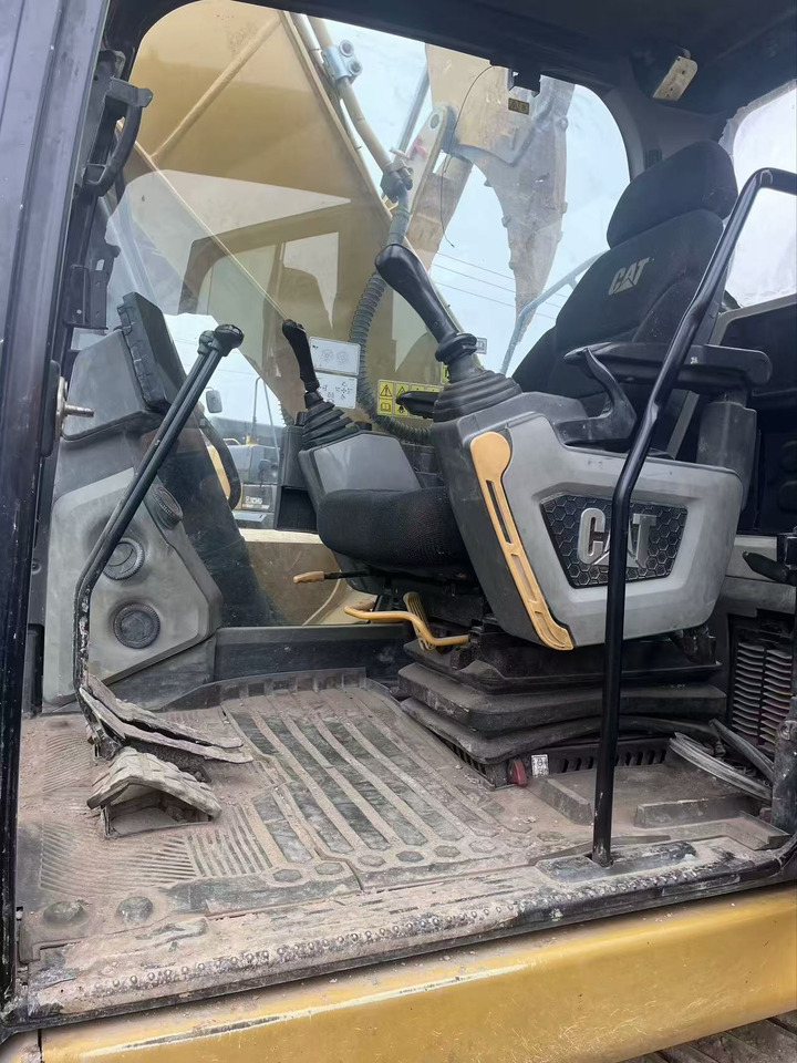 CATERPILLAR 320GC CAT - حفارات زحافة: صور 3 CATERPILLAR 320GC CAT - حفارات زحافة: صور 3
