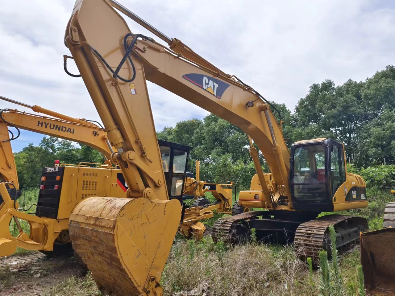 CATERPILLAR 325C - حفارات زحافة: صور 1 CATERPILLAR 325C - حفارات زحافة: صور 1