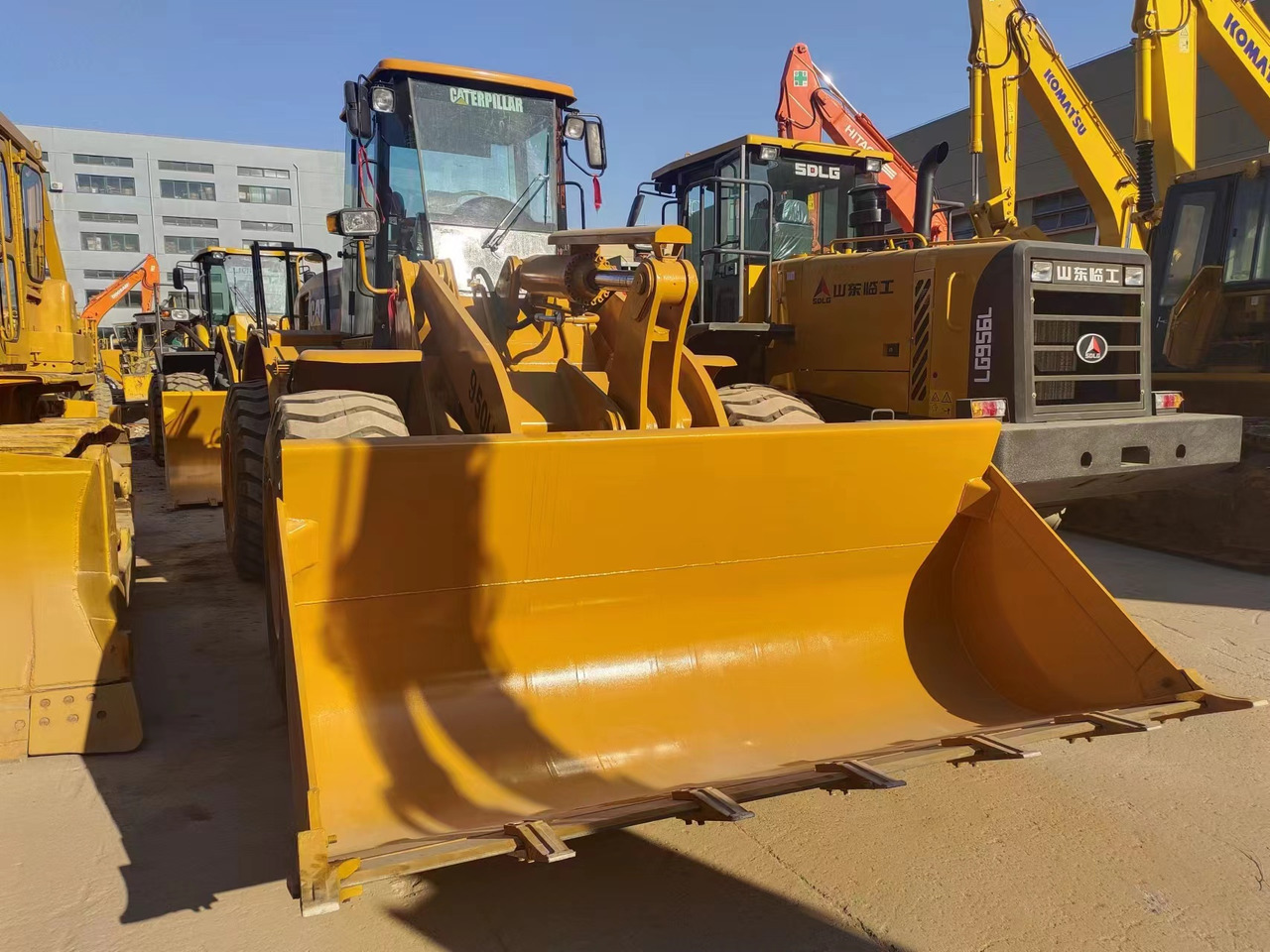 CATERPILLAR 950H - اللودر بعجل: صور 1 CATERPILLAR 950H - اللودر بعجل: صور 1