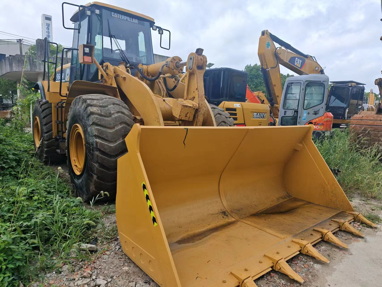 CATERPILLAR 966H - اللودر بعجل: صور 1 CATERPILLAR 966H - اللودر بعجل: صور 1