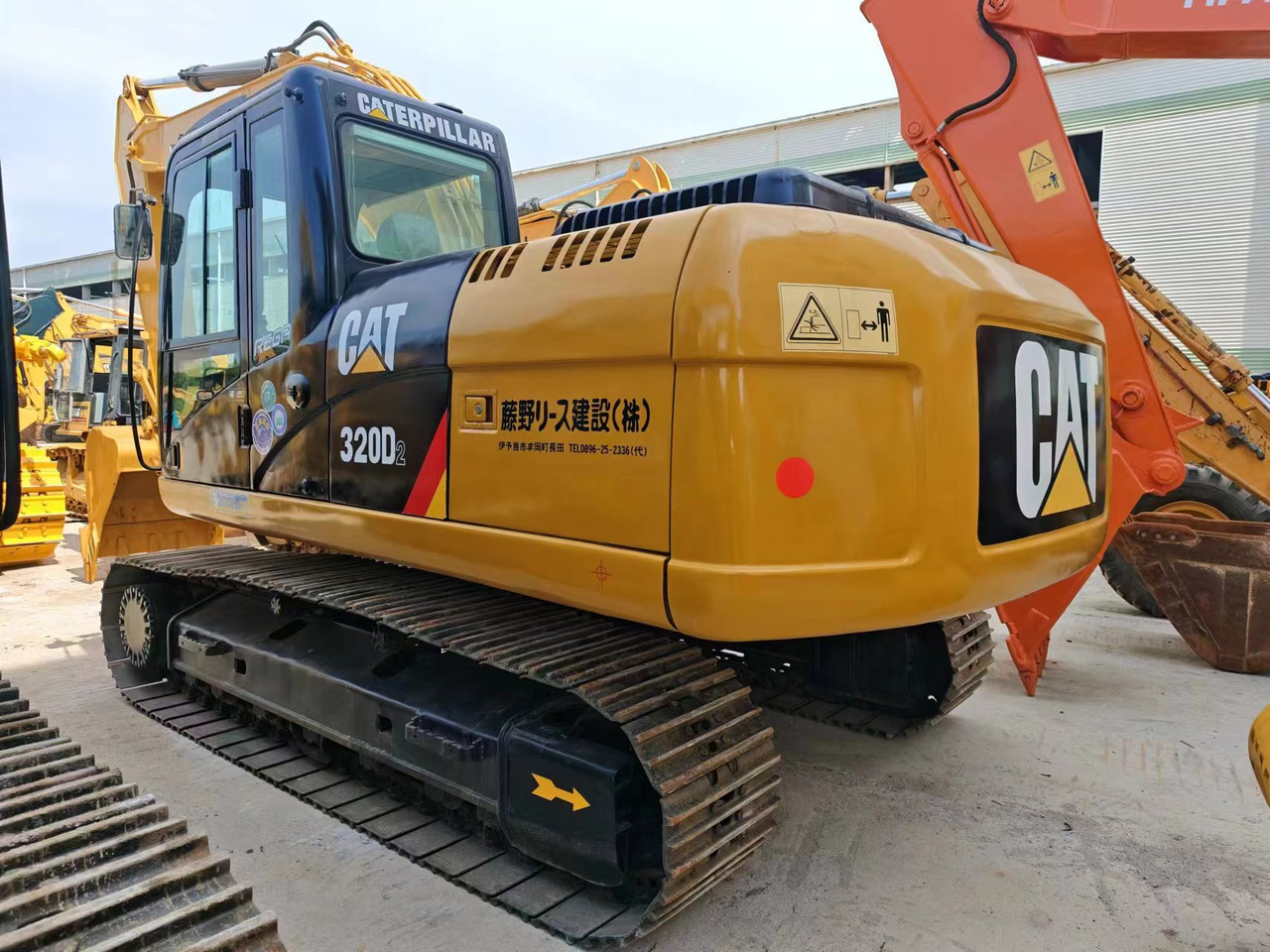 CATERPILLAR CAT 320D2 - حفارات زحافة: صور 1 CATERPILLAR CAT 320D2 - حفارات زحافة: صور 1