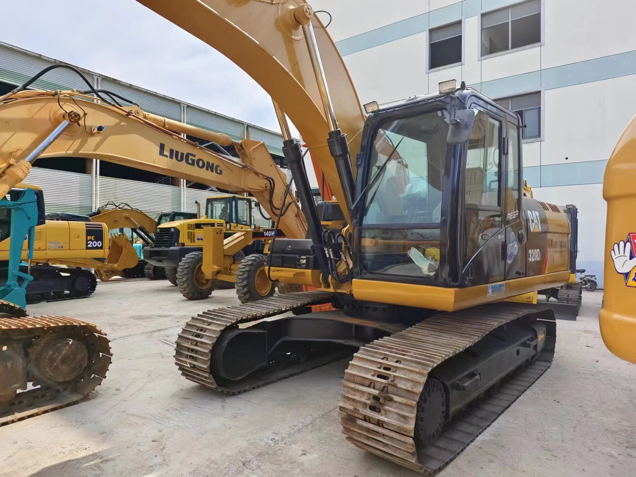 CATERPILLAR CAT 320D2 - حفارات زحافة: صور 3 CATERPILLAR CAT 320D2 - حفارات زحافة: صور 3