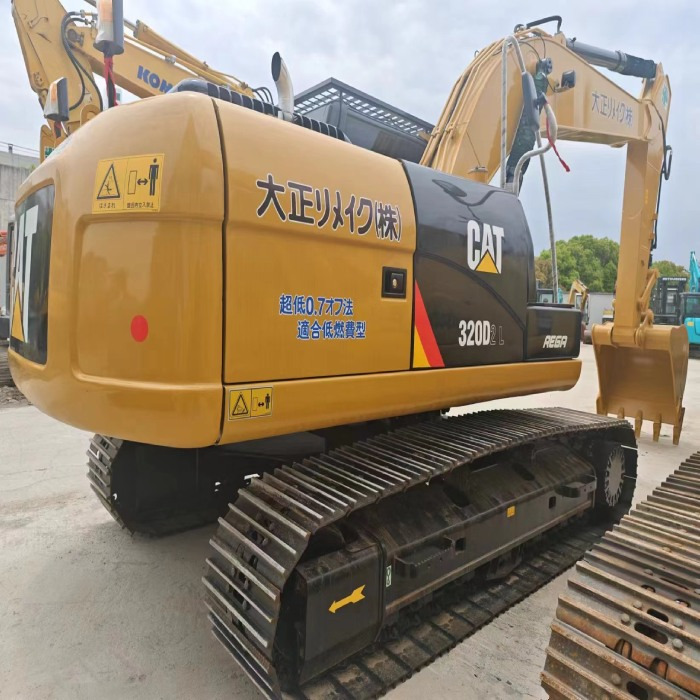 CATERPILLAR CAT 320DL Japan caterpillar brand new - حفارات زحافة: صور 2 CATERPILLAR CAT 320DL Japan caterpillar brand new - حفارات زحافة: صور 2